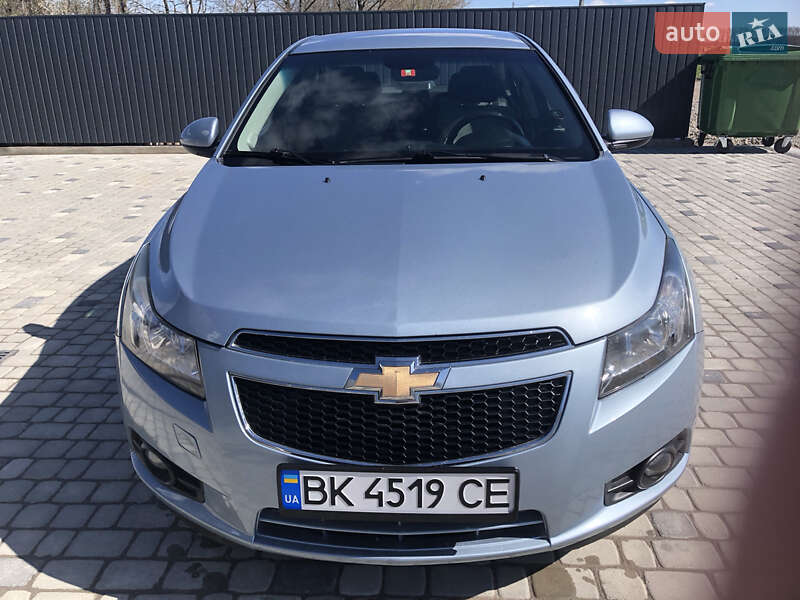 Chevrolet Cruze 2011
