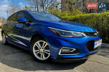 Хэтчбек Chevrolet Cruze 2017 в 