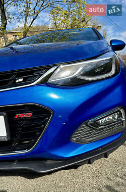 Хэтчбек Chevrolet Cruze 2017 в 