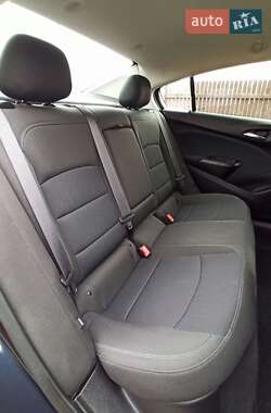 Хэтчбек Chevrolet Cruze 2016 в 