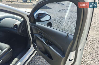 Седан Chevrolet Cruze 2011 в 