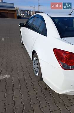Седан Chevrolet Cruze 2013 в 