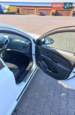 Седан Chevrolet Cruze 2013 в 