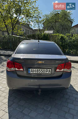 Седан Chevrolet Cruze 2011 в 