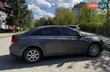 Седан Chevrolet Cruze 2011 в 