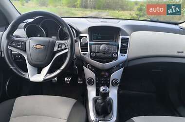 Седан Chevrolet Cruze 2010 в 