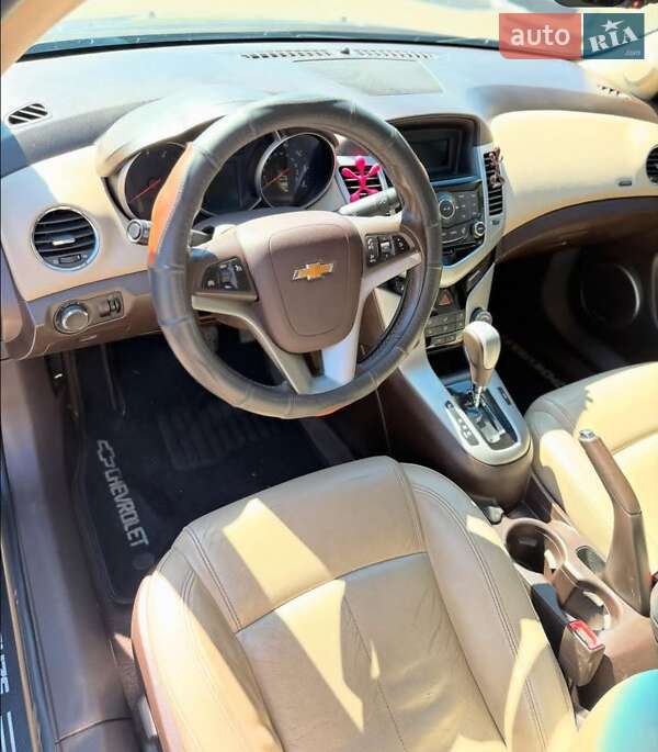Седан Chevrolet Cruze 2010 в Сумах