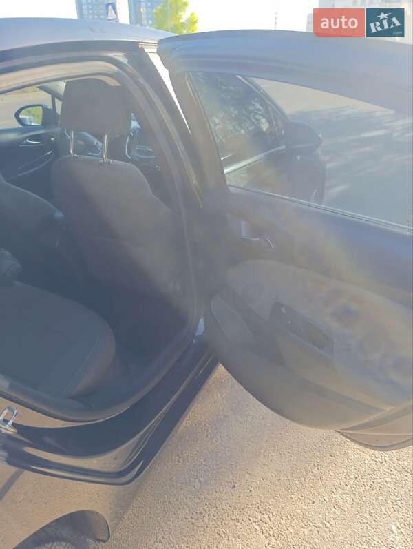 Седан Chevrolet Cruze 2016 в Киеве