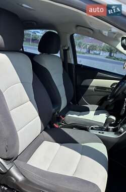 Седан Chevrolet Cruze 2012 в 