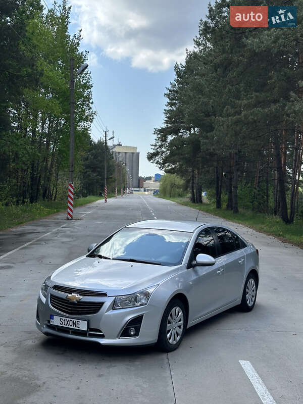 Седан Chevrolet Cruze 2012 в 