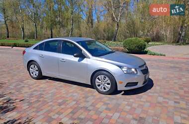 Седан Chevrolet Cruze 2012 в Миргороде