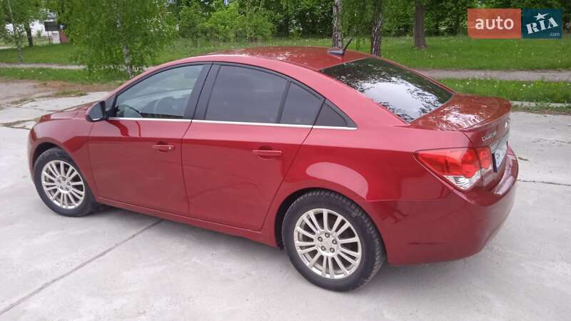 Седан Chevrolet Cruze 2011 в Сумах