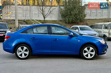 Седан Chevrolet Cruze 2010 в 