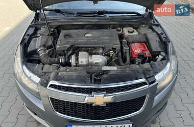 Седан Chevrolet Cruze 2011 в 