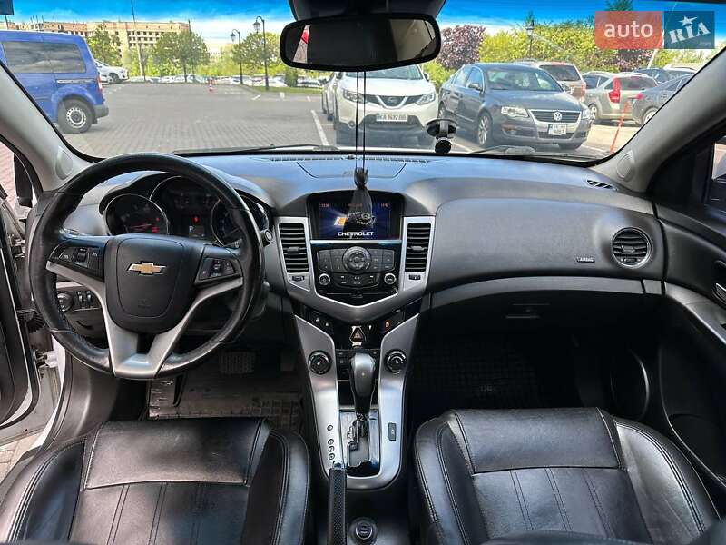 Седан Chevrolet Cruze 2012 в Киеве
