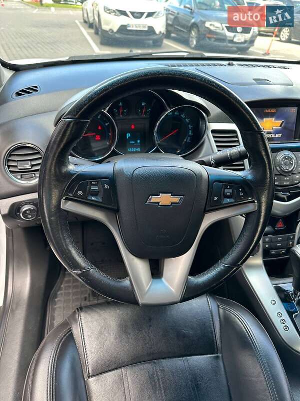Седан Chevrolet Cruze 2012 в Киеве