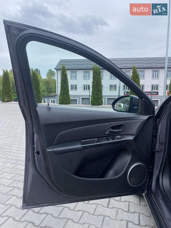 Хетчбек Chevrolet Cruze 2011 в Вінниці