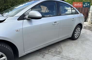 Седан Chevrolet Cruze 2011 в 