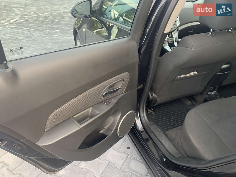 Универсал Chevrolet Cruze 2012 в Каменец-Подольском