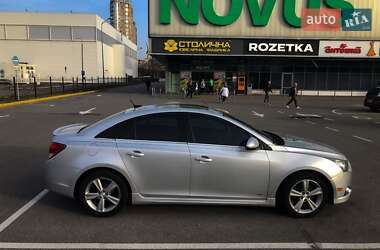 Седан Chevrolet Cruze 2013 в Києві