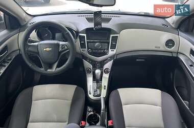 Седан Chevrolet Cruze 2013 в 