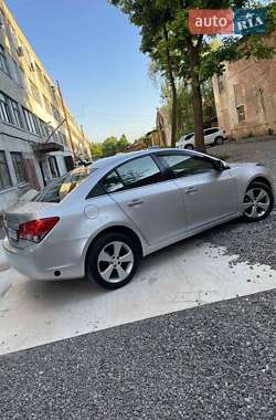 Седан Chevrolet Cruze 2011 в 