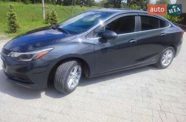 Седан Chevrolet Cruze 2016 в Львове