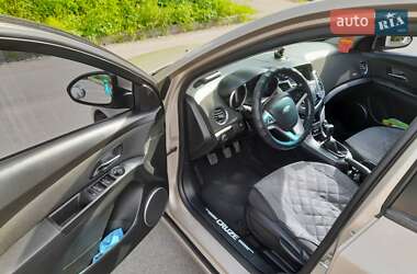 Седан Chevrolet Cruze 2011 в 