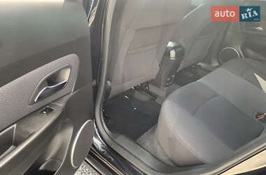 Хетчбек Chevrolet Cruze 2012 в 