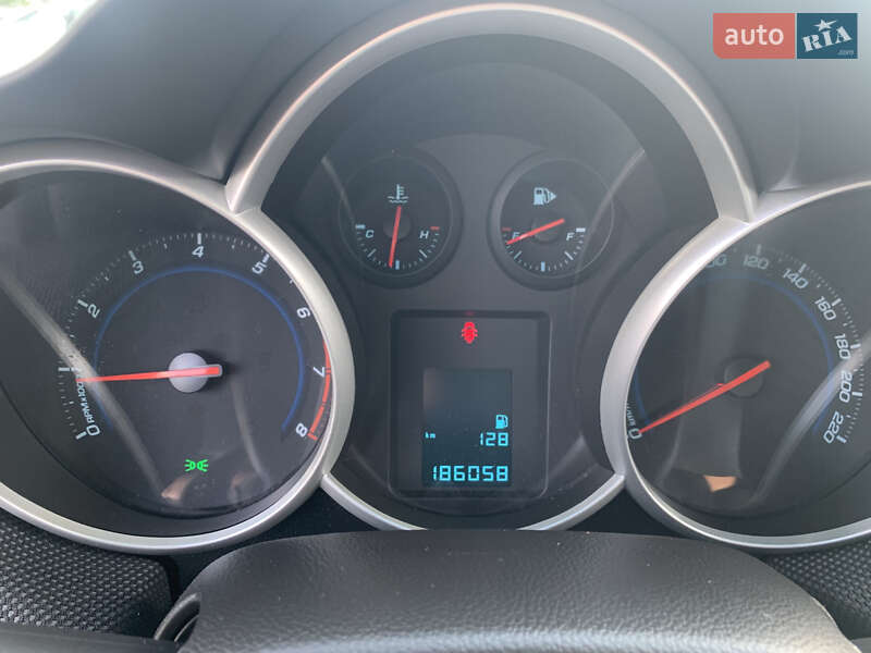Хетчбек Chevrolet Cruze 2012 в Рівному