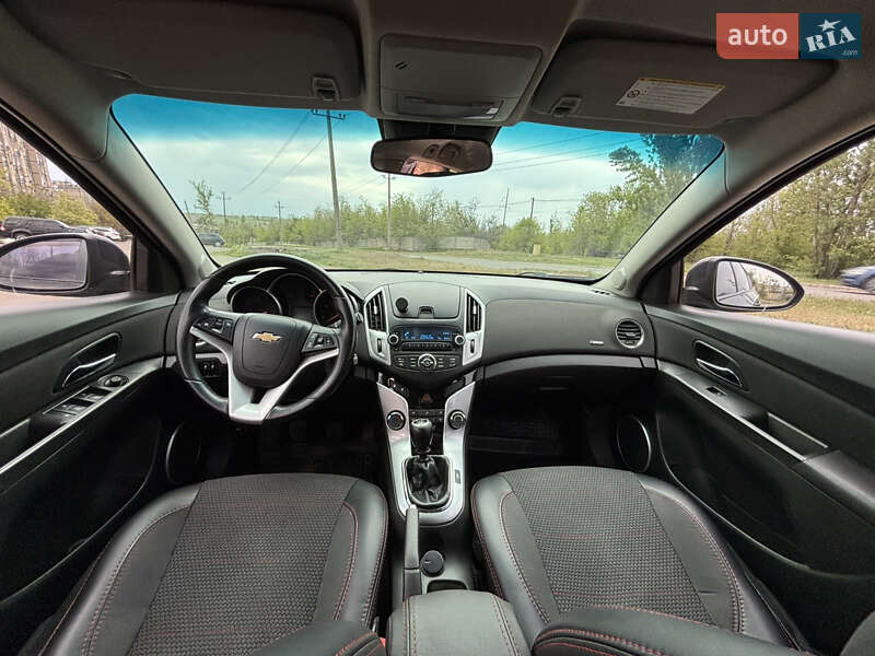 Универсал Chevrolet Cruze 2014 в Кривом Роге