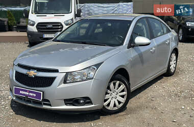 Седан Chevrolet Cruze 2011 в Києві