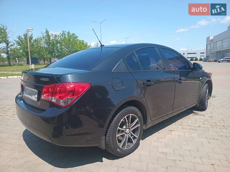 Седан Chevrolet Cruze 2011 в Николаеве