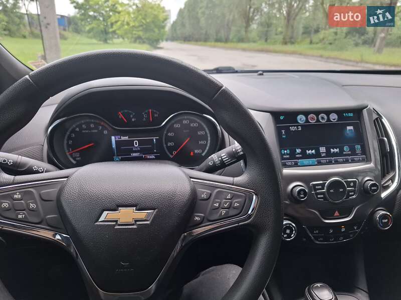 Хетчбек Chevrolet Cruze 2016 в Запоріжжі