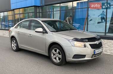 Седан Chevrolet Cruze 2013 в Києві
