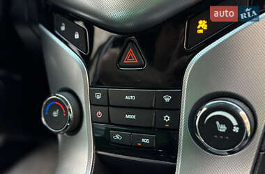 Седан Chevrolet Cruze 2011 в 