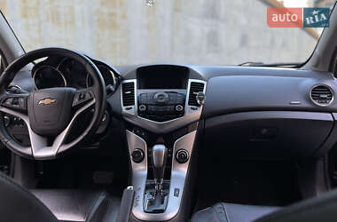 Седан Chevrolet Cruze 2011 в 