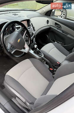 Седан Chevrolet Cruze 2010 в 