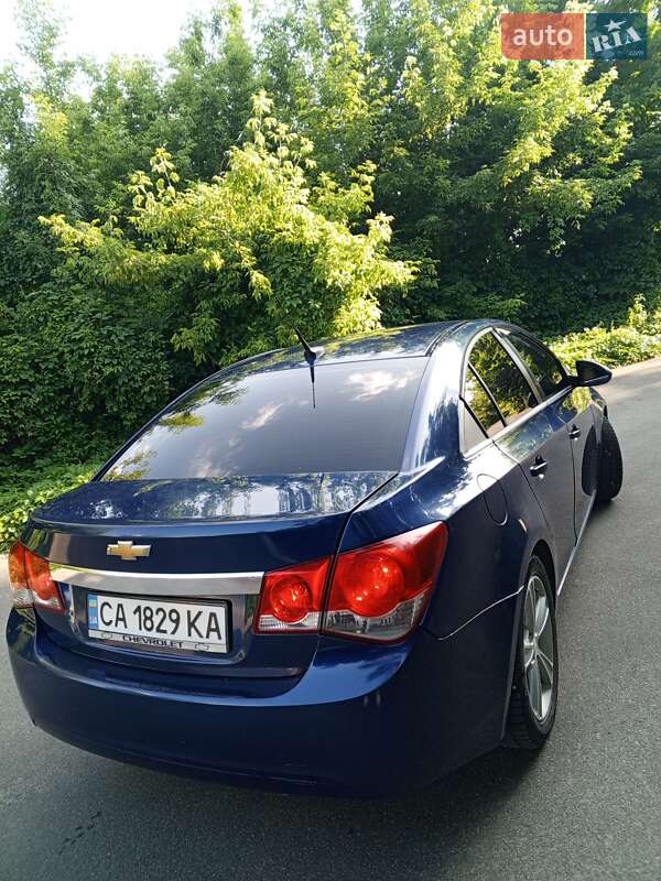 Седан Chevrolet Cruze 2011 в Гайвороне фото 4 Седан Chevrolet Cruze 2011 в Гайвороне