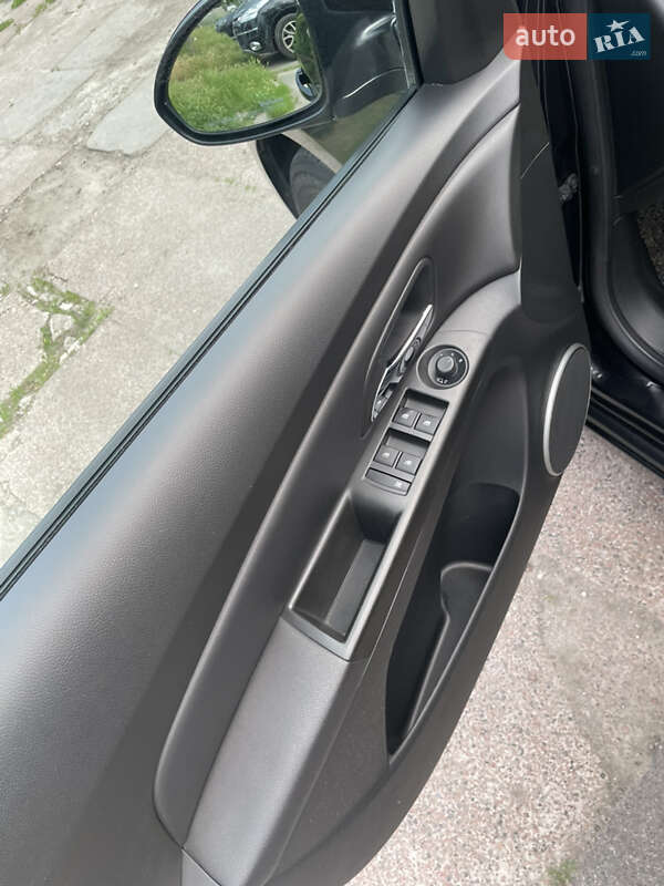 Седан Chevrolet Cruze 2012 в Киеве