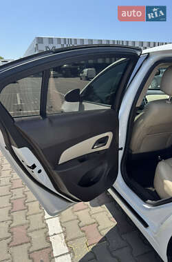 Седан Chevrolet Cruze 2014 в 