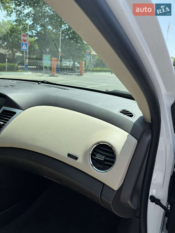 Седан Chevrolet Cruze 2014 в Одесі