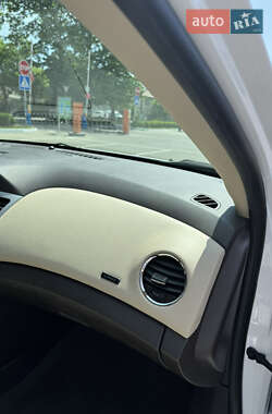 Седан Chevrolet Cruze 2014 в 