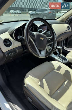 Седан Chevrolet Cruze 2014 в 