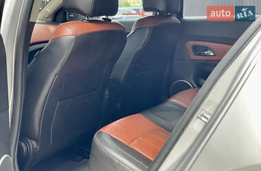 Седан Chevrolet Cruze 2010 в 