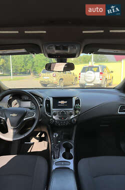 Хэтчбек Chevrolet Cruze 2017 в 