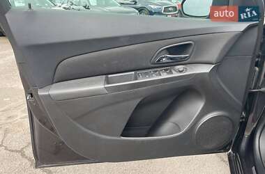 Седан Chevrolet Cruze 2015 в 