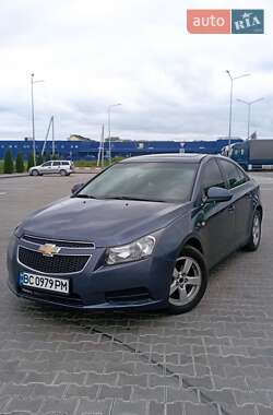 Седан Chevrolet Cruze 2013 в Стрию