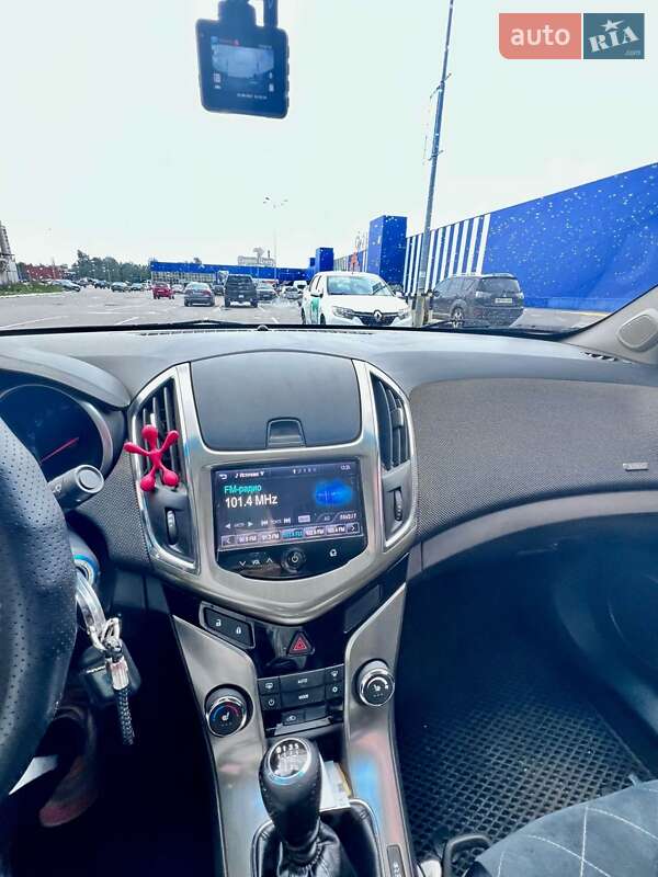 Седан Chevrolet Cruze 2012 в Сумах