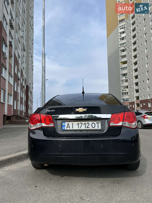 Седан Chevrolet Cruze 2013 в Киеве